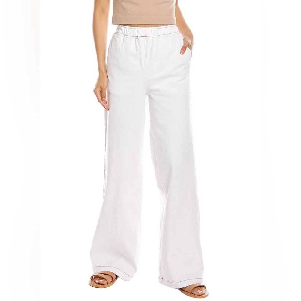 WeWoreWhat White Pull on Jeans Gathered Waist Wide Leg Pull On Jeans size XS